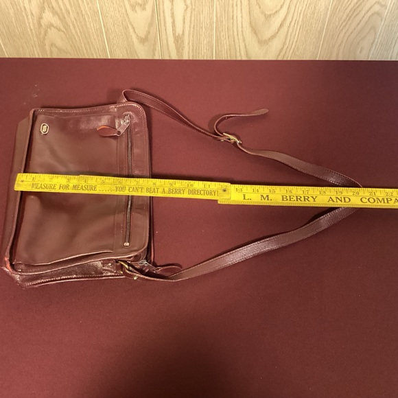 Vintage Phillippe Burgundy shoulder bag purse - Picture 12 of 13